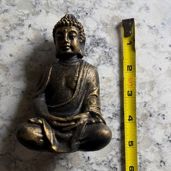 Buddha Figurine - Picture 4 of 5